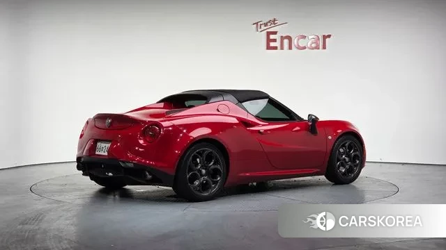 Alfa Romeo 4C id 3454941 из Кореи 11