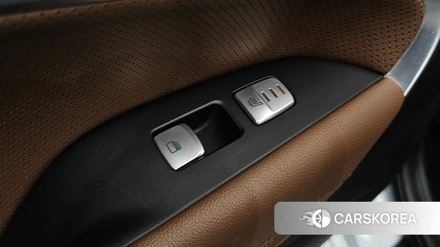 Genesis G70 id 4978359 из Кореи 11