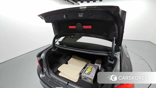 BMW 5 Series (G30) id 5023438 из Кореи 11