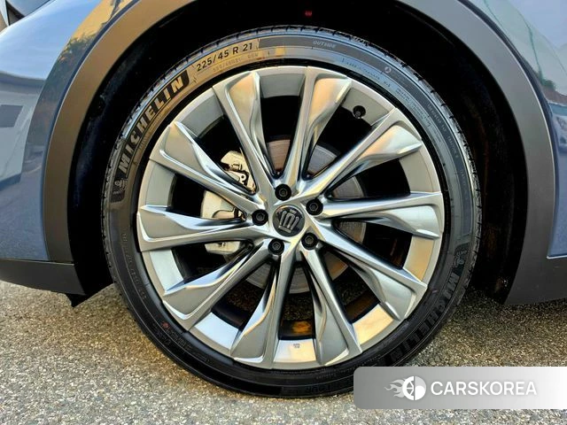 Toyota Crown Crossover id 4995751 из Кореи 11