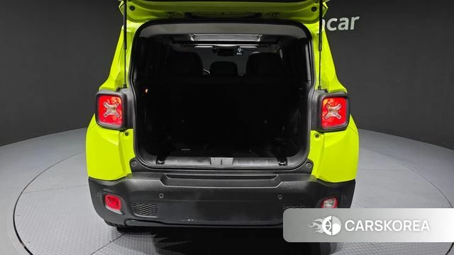 Jeep Renegade id 4960328 из Кореи 11