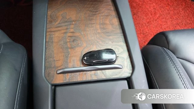 Tesla Model S id 5035471 из Кореи 11