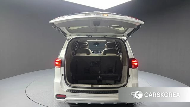 Kia The New Carnival id 4998778 из Кореи 11