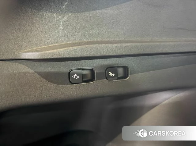 Tesla Model Y id 5039099 из Кореи 11