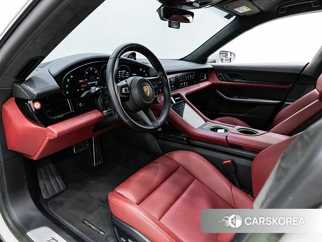 Porsche Taycan id 5026428 из Кореи 11