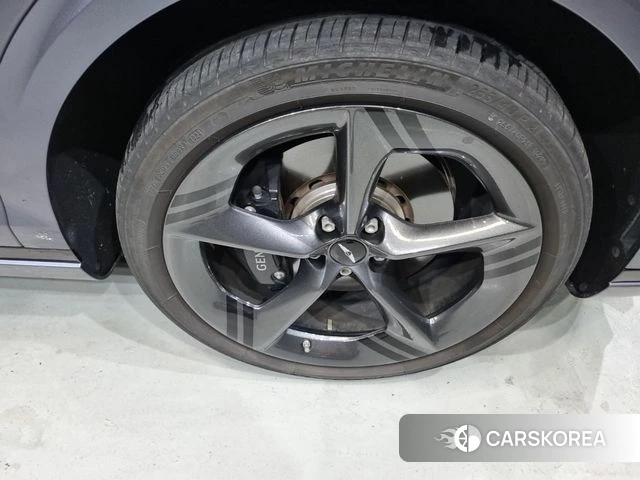 Genesis GV70 id 5001917 из Кореи 11