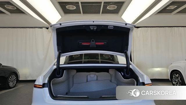 Hyundai Grandeur Hybrid (GN7) id 5021846 из Кореи 11