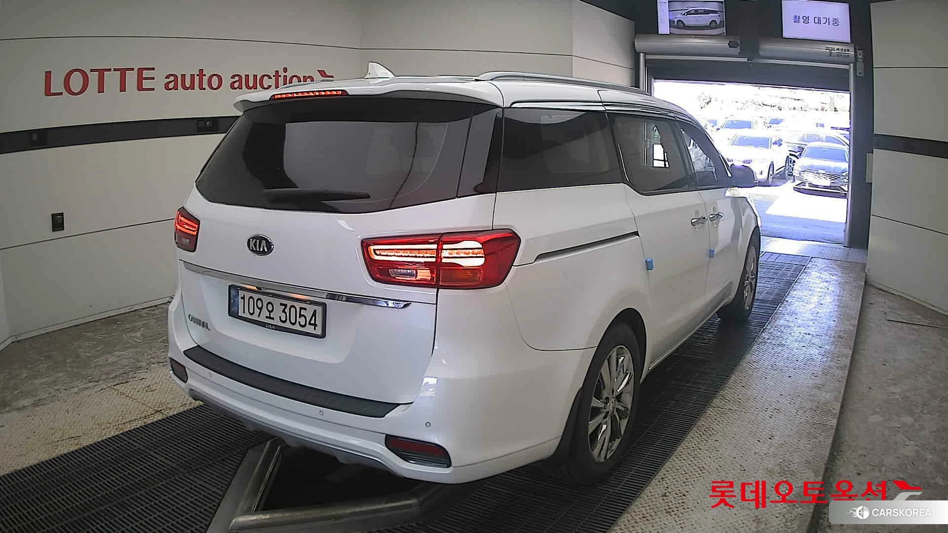 Kia Carnival id 4990106 из Кореи 11