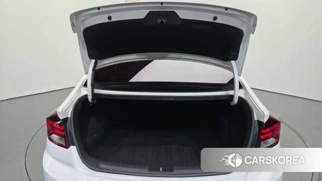 Hyundai The New Avante AD id 4536270 из Кореи 11