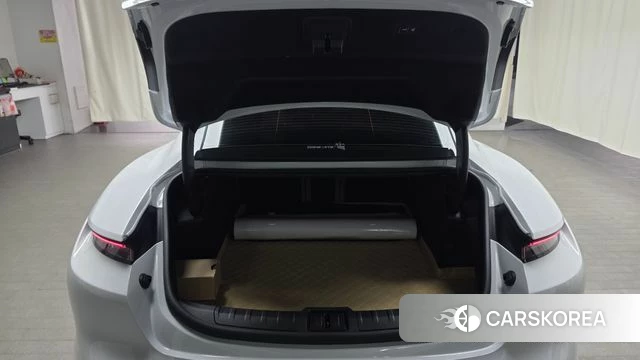 Porsche Taycan id 4670447 из Кореи 11