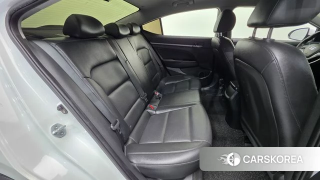 Hyundai Avante AD id 5004601 из Кореи 11
