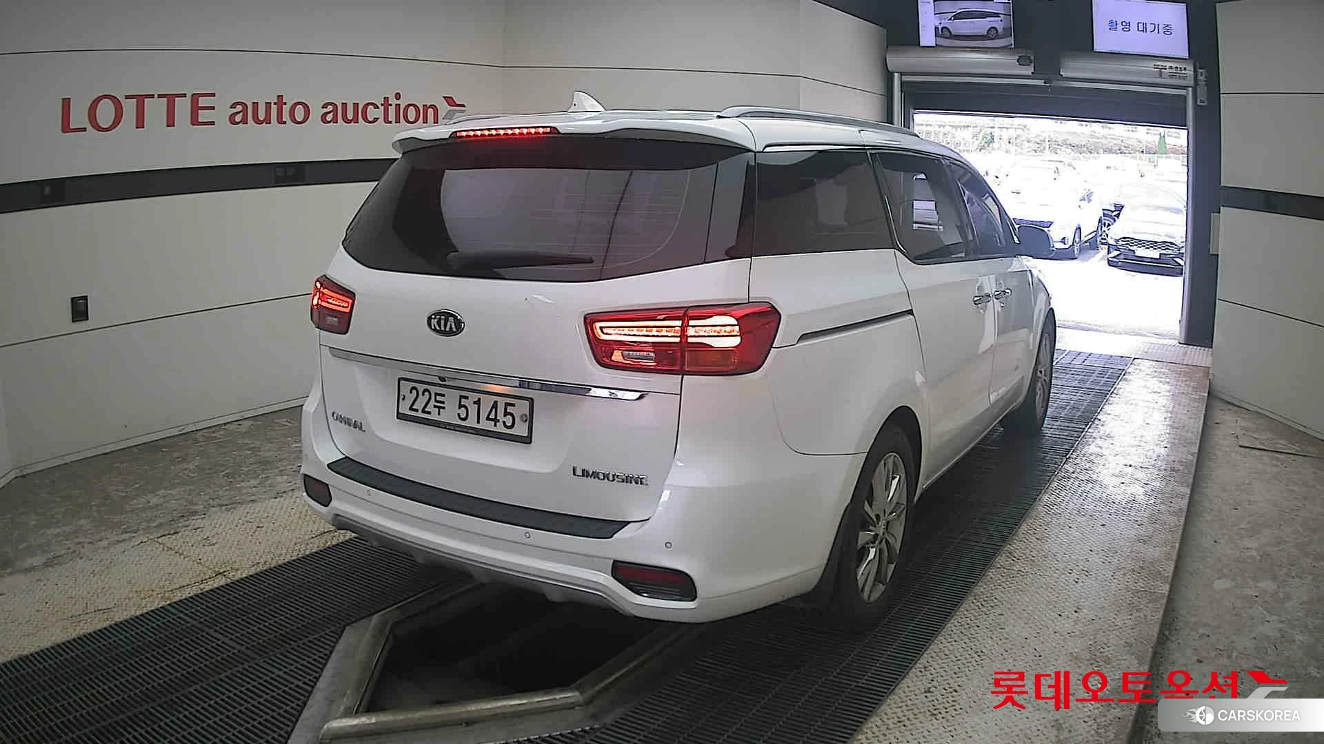 Kia Carnival Limousine id 4984685 из Кореи 11