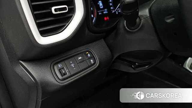 Hyundai Venue id 5017375 из Кореи 11