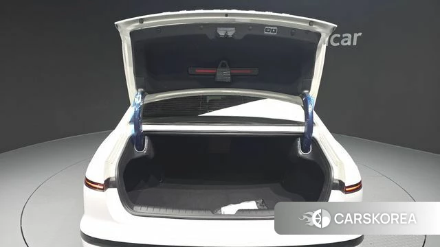Hyundai Grandeur (GN7) id 4660725 из Кореи 11