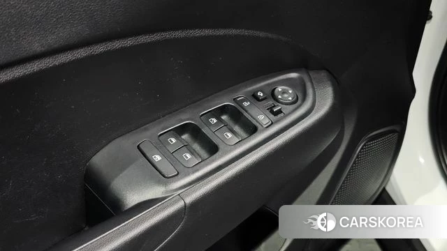 Hyundai Venue id 5017599 из Кореи 11