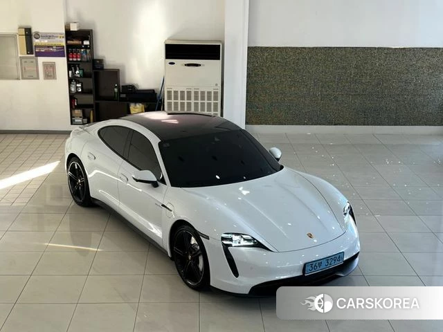 Porsche Taycan id 4746139 из Кореи 11