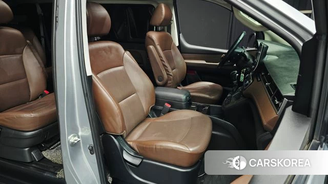 Hyundai The New Grand Starex id 4760130 из Кореи 11