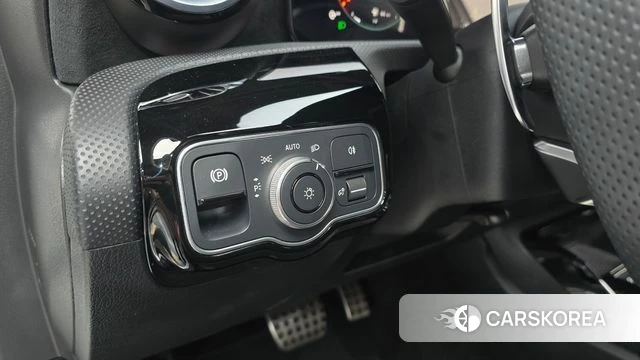 Mercedes-Benz A-Class W177 id 4922158 из Кореи 11
