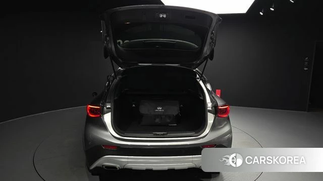 Infiniti QX30 id 4882137 из Кореи 11