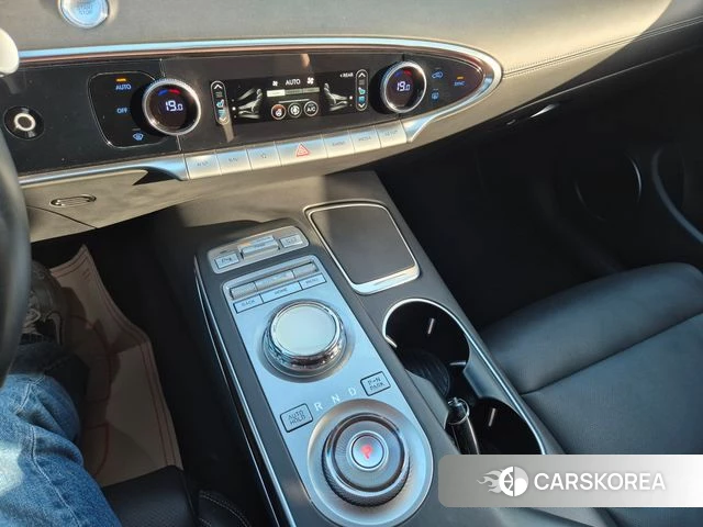 Genesis GV70 id 5027419 из Кореи 11