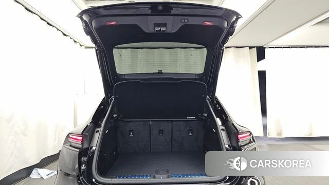 Porsche Makan EV id 4980164 из Кореи 11