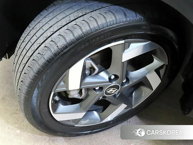 Hyundai Venue id 5000767 из Кореи 11