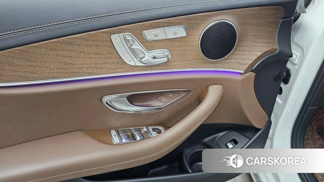 Mercedes-Benz E-Class W213 id 4936473 из Кореи 11