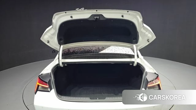 Hyundai Avante Hybrid (CN7) id 5012879 из Кореи 11