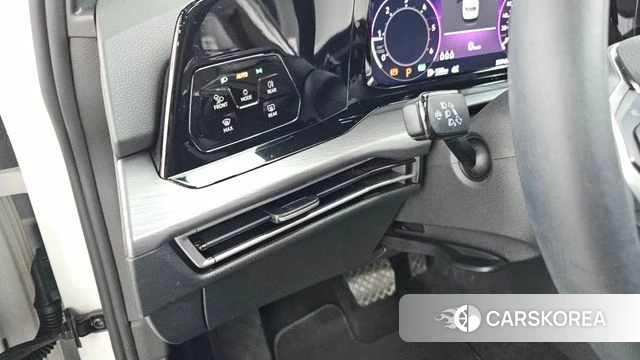 Volkswagen Golf 8th Generation id 5012610 из Кореи 11
