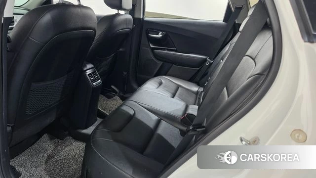 Kia Niro id 4998570 из Кореи 11