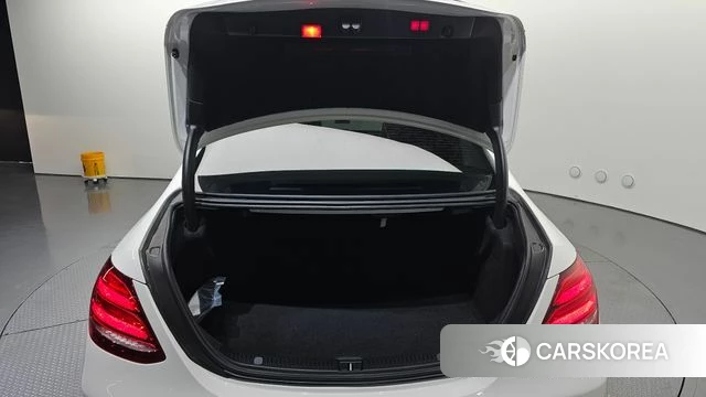 Mercedes-Benz E-Class W213 id 5013658 из Кореи 11