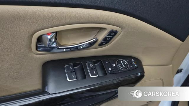 Kia The New Carnival id 5048289 из Кореи 11