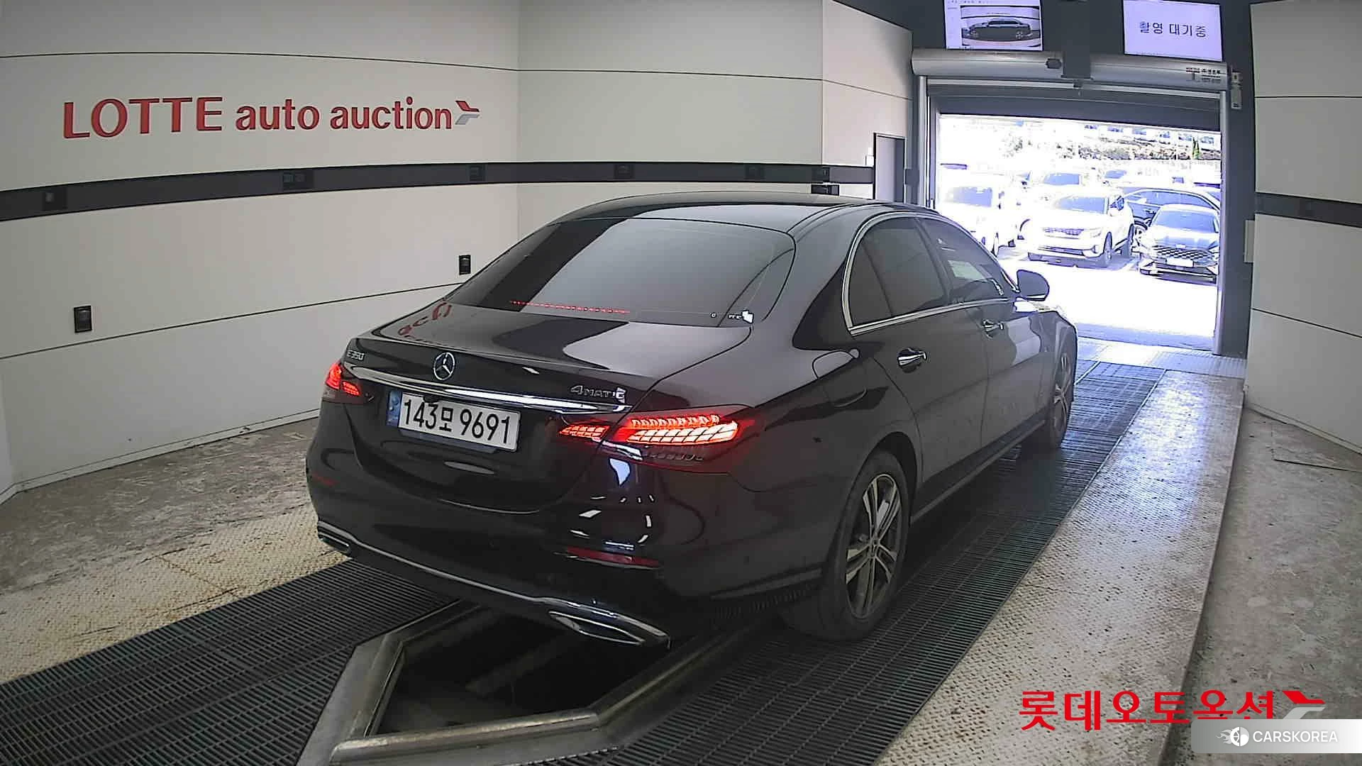 Mercedes-Benz Mercedes-Benz E350 4MATIC id 4989967 из Кореи 10