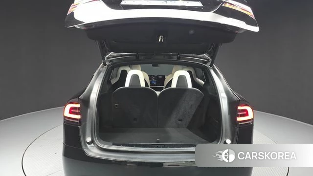 Tesla Model X id 4928796 из Кореи 11
