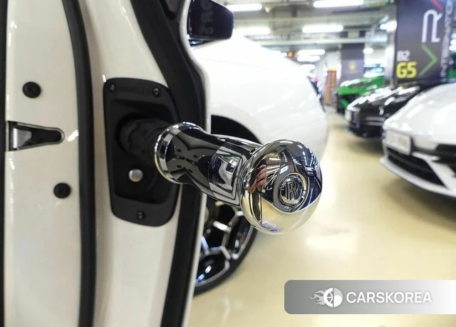Rolls-Royce Ghost 2nd Generation id 4990461 из Кореи 11