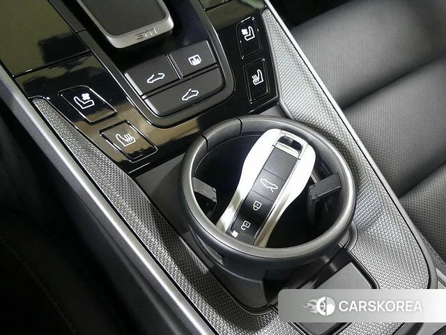 Porsche 911(992) id 4775679 из Кореи 11