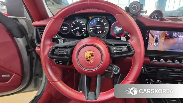 Porsche 911(992) id 5039975 из Кореи 11