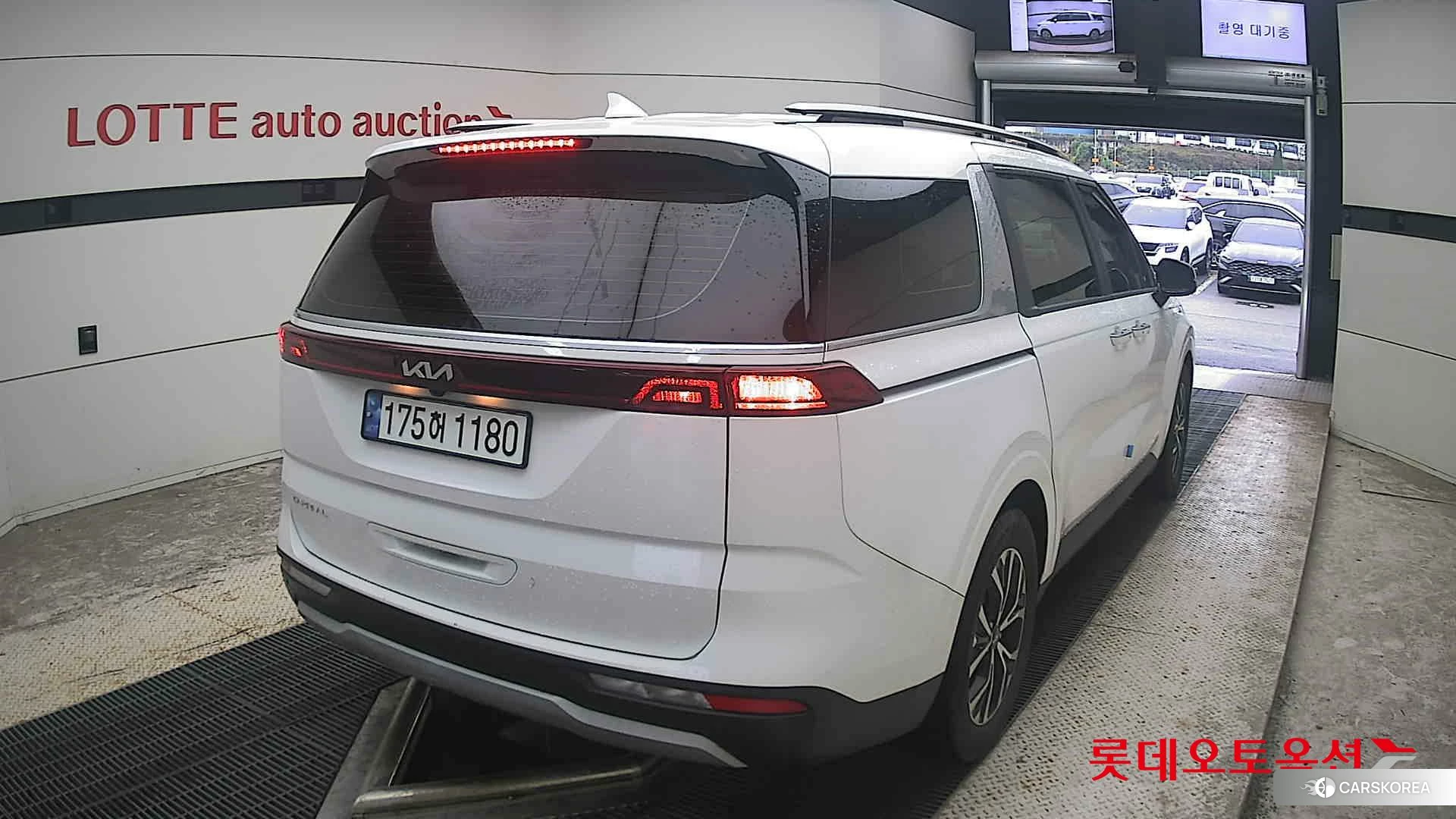 Kia Carnival id 4984730 из Кореи 11