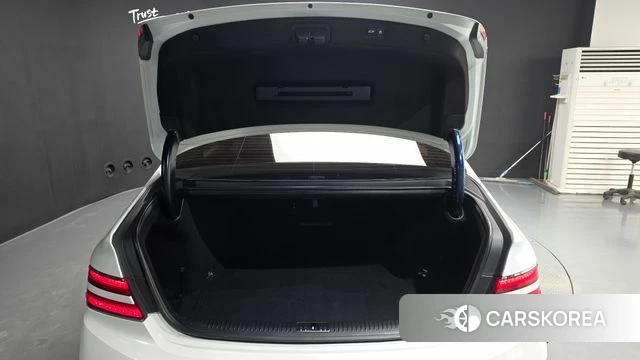 Genesis G90 id 5003111 из Кореи 11