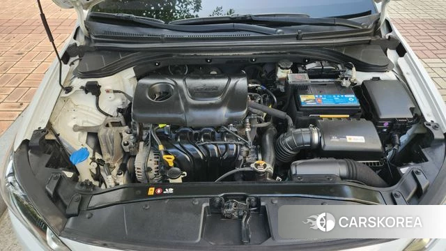 Hyundai Avante AD id 4969656 из Кореи 11