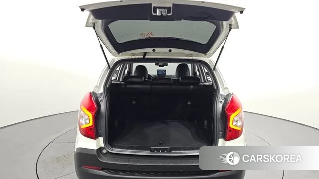 Ssangyong New Style Korando C id 3573937 из Кореи 11
