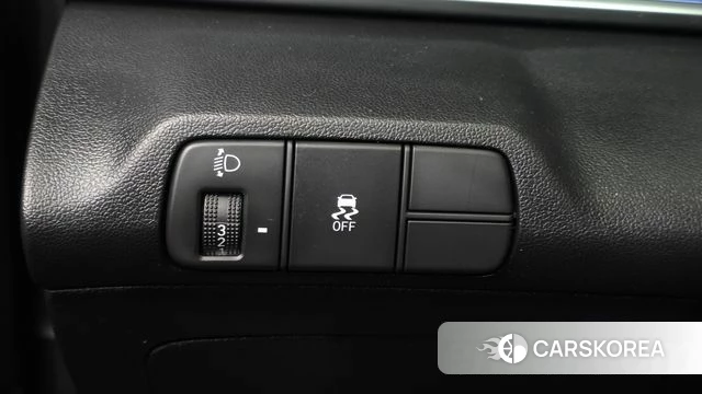 Hyundai The New Avante (CN7) id 5021785 из Кореи 11
