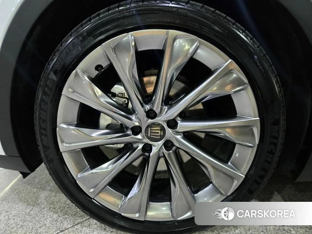 Toyota Crown Crossover id 5010938 из Кореи 11