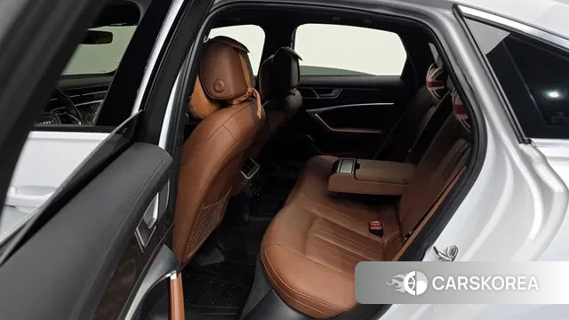 Audi A6 (C8) id 3290116 из Кореи 11