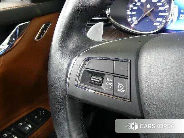 Maserati Quattroporte id 5013536 из Кореи 11