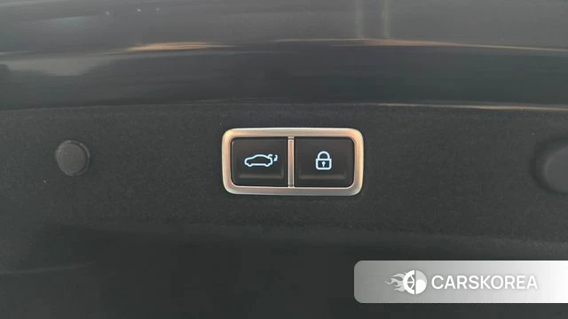 Hyundai Grandeur (GN7) id 4565509 из Кореи 11