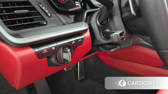 Porsche 911(992) id 4941204 из Кореи 11