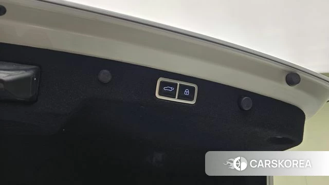 Hyundai Grandeur Hybrid (GN7) id 4778500 из Кореи 11