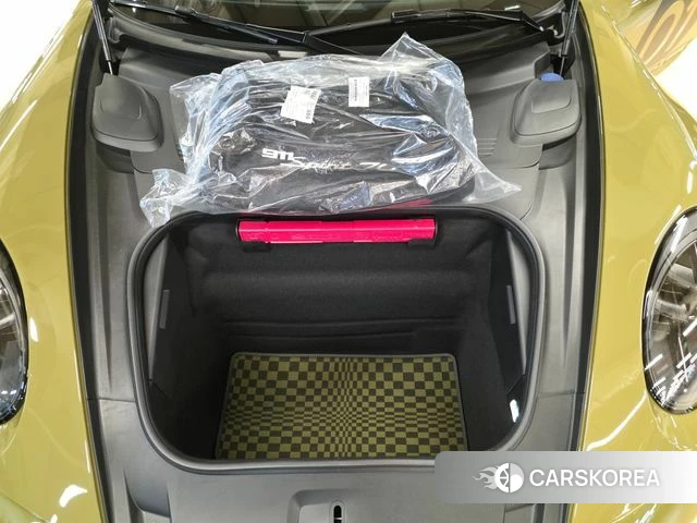 Porsche 911(992) id 4949751 из Кореи 11