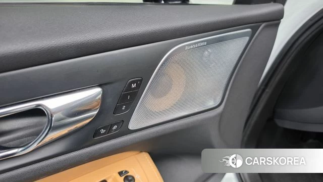 Volvo V60 Cross-Country 2nd Generation id 4923801 из Кореи 11